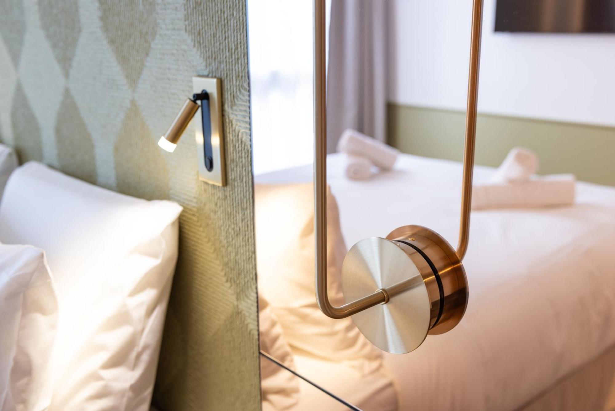 Hotel Kyriad Prestige Paris Asnieres Kültér fotó