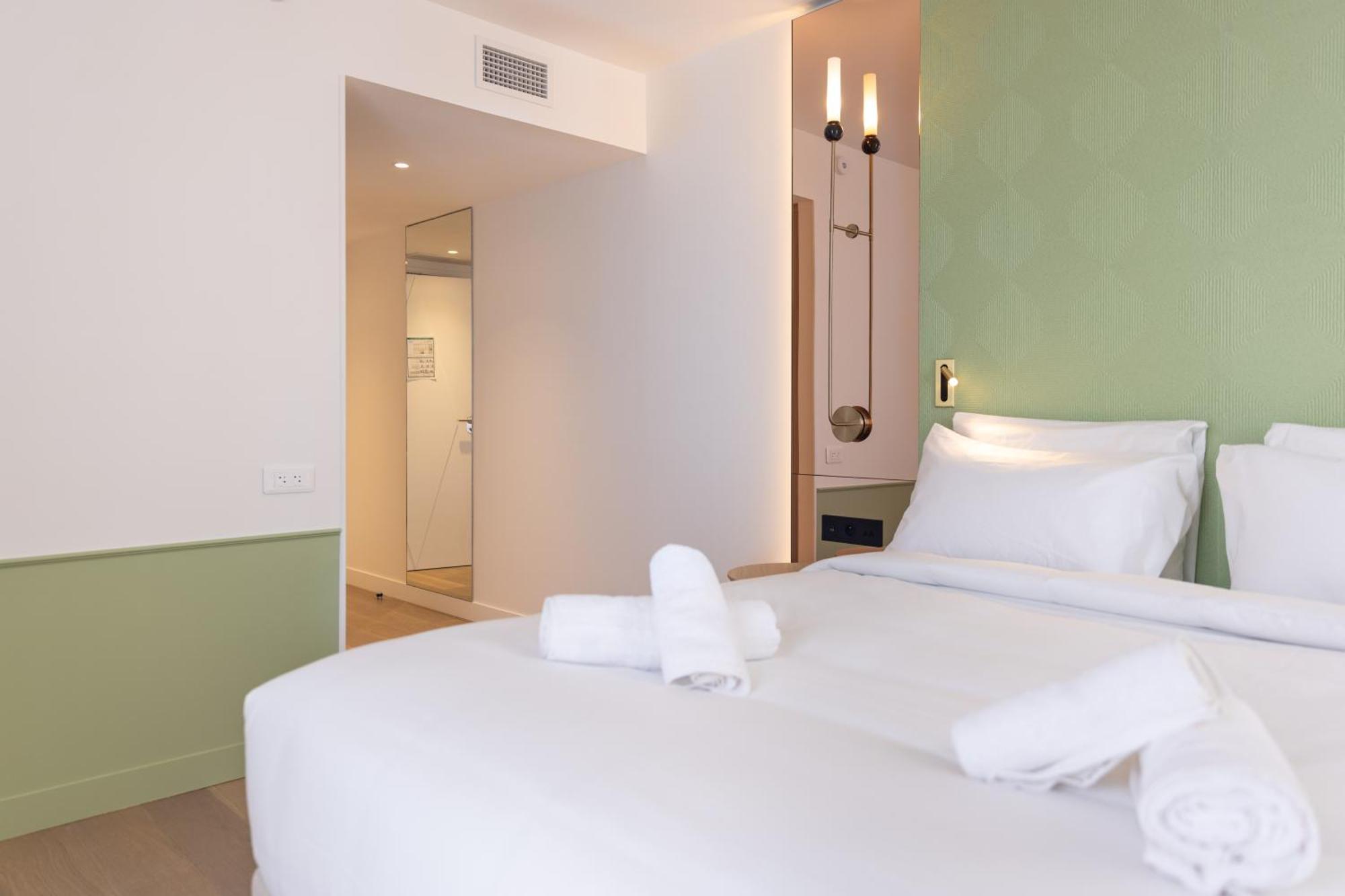 Hotel Kyriad Prestige Paris Asnieres Kültér fotó
